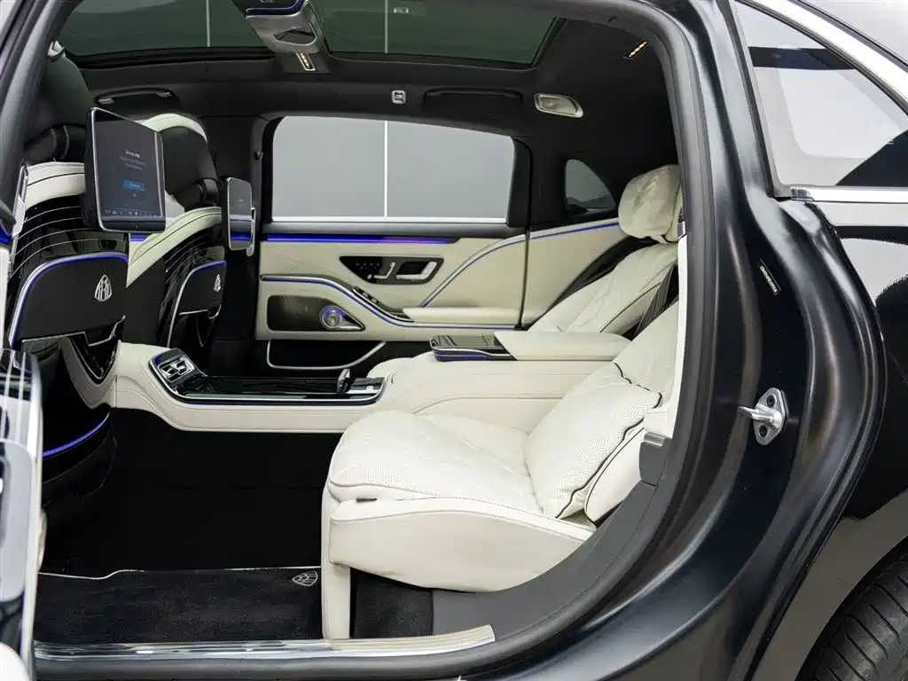 Mercedes-Benz Maybach S-Class 2024 — фото 13
