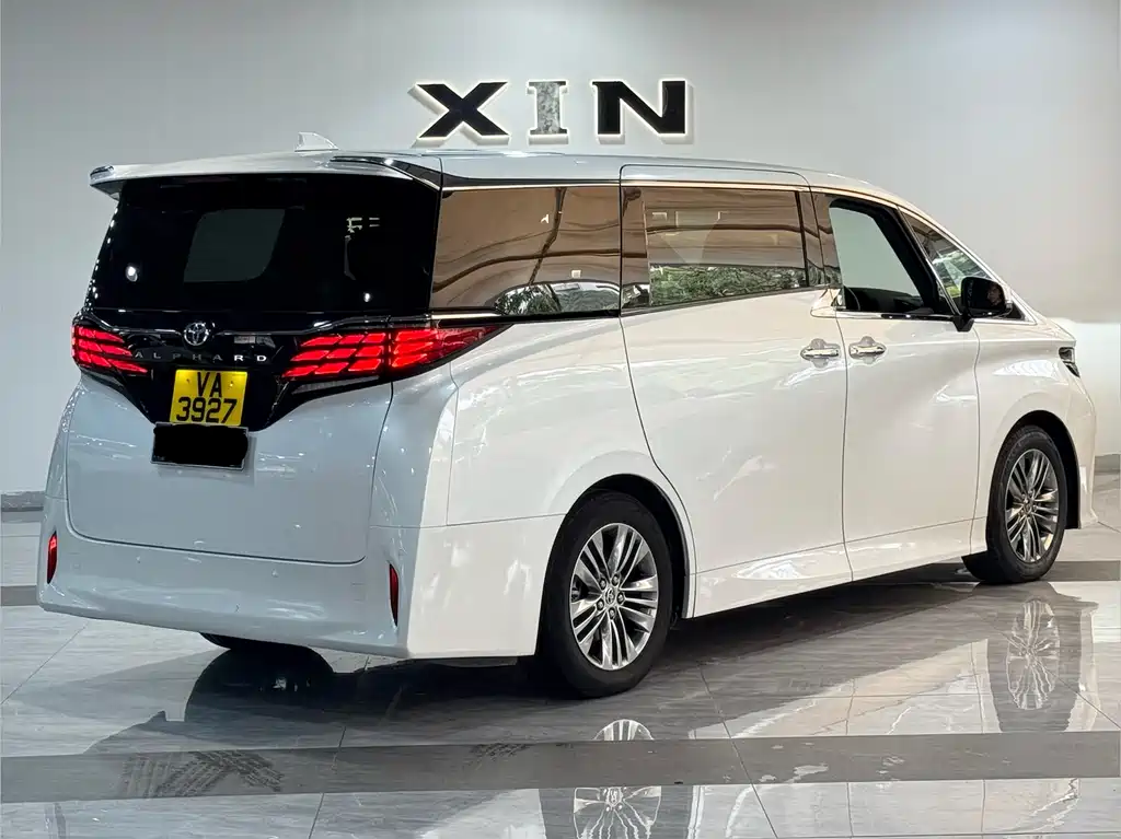 Toyota Alphard 2026 — фото 6