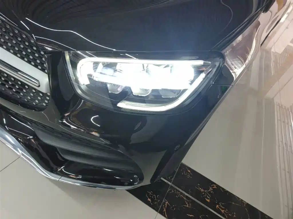 Mercedes-Benz GLC 2019 — фото 24