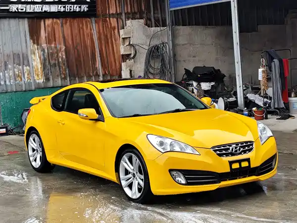 Hyundai Genesis Coupe 2011