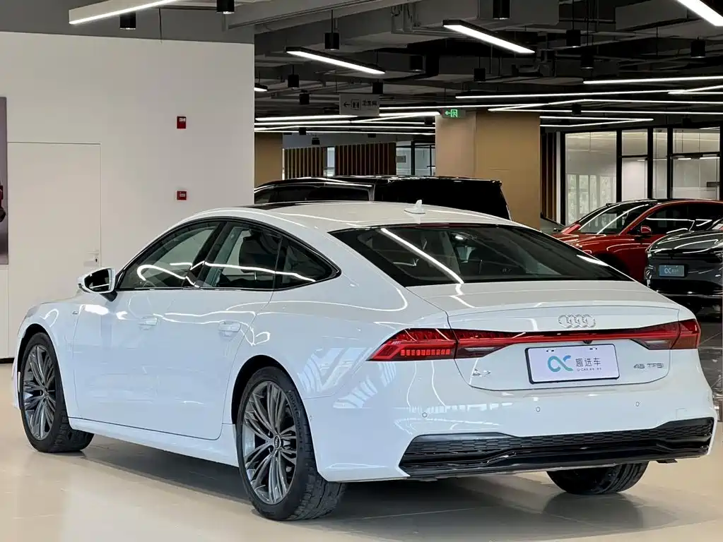 Audi A7 2023 — фото 5