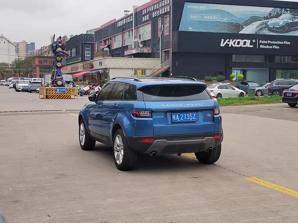 Land Rover Evoque 2017 — фото 10