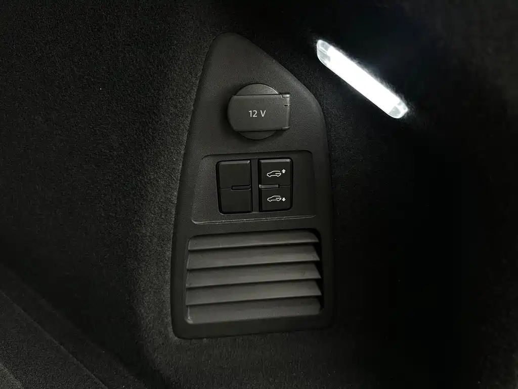 Volkswagen Touareg 2019 — фото 13
