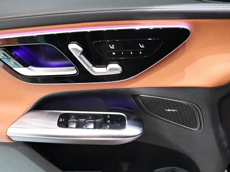 Mercedes-Benz GLC 2026 — фото 19