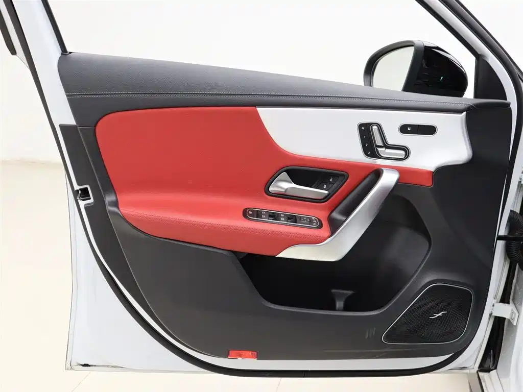 Mercedes-Benz A-Class AMG 2020 — фото 5