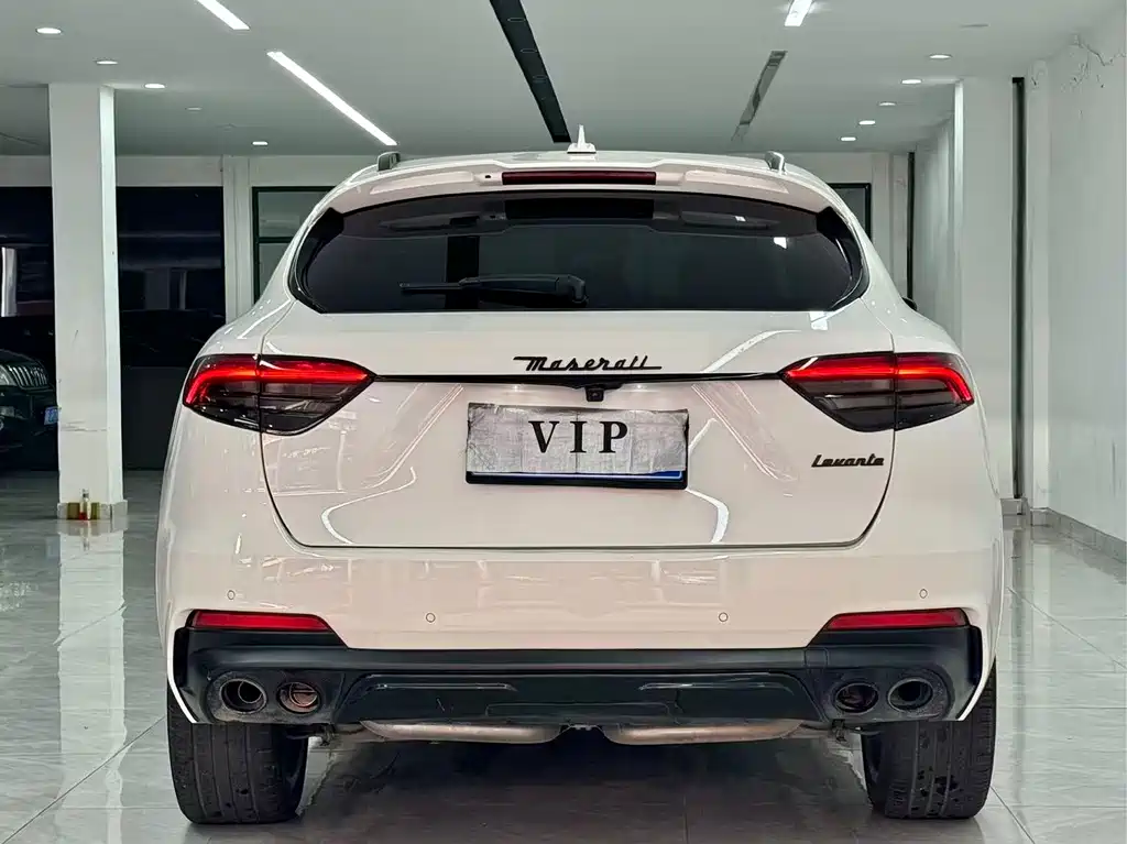 Maserati Levante 2022 — фото 8