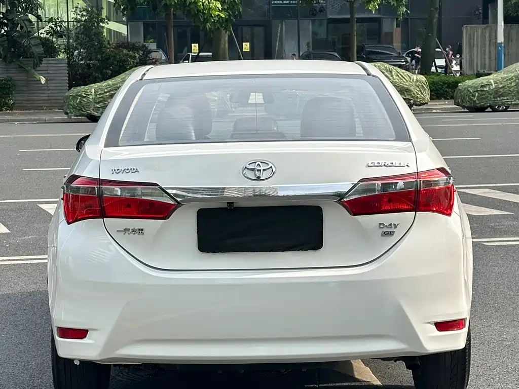 Toyota Corolla 2018 — фото 22