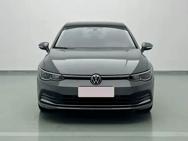Volkswagen Golf 2023