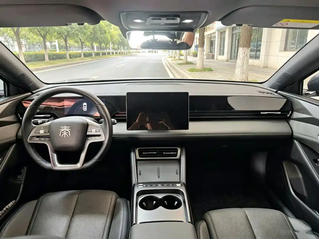 BYD Qin L 2025 — фото 6