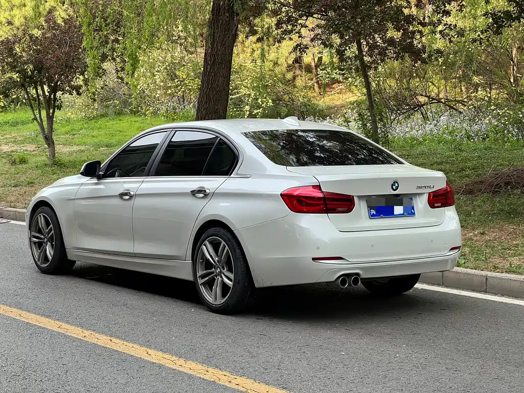 BMW 3 Series 2018 — фото 3