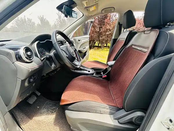 MG ZS 2020