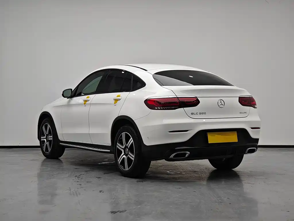 Mercedes-Benz GLC Coupe 2022 — фото 4