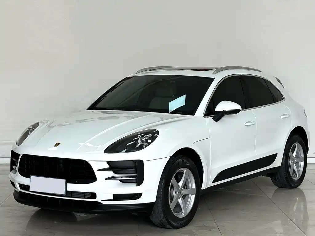 Porsche Macan 2019 — фото 1