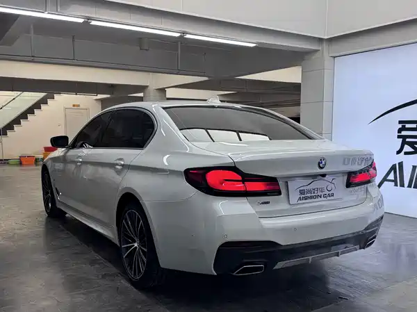 BMW 5 Series 2023