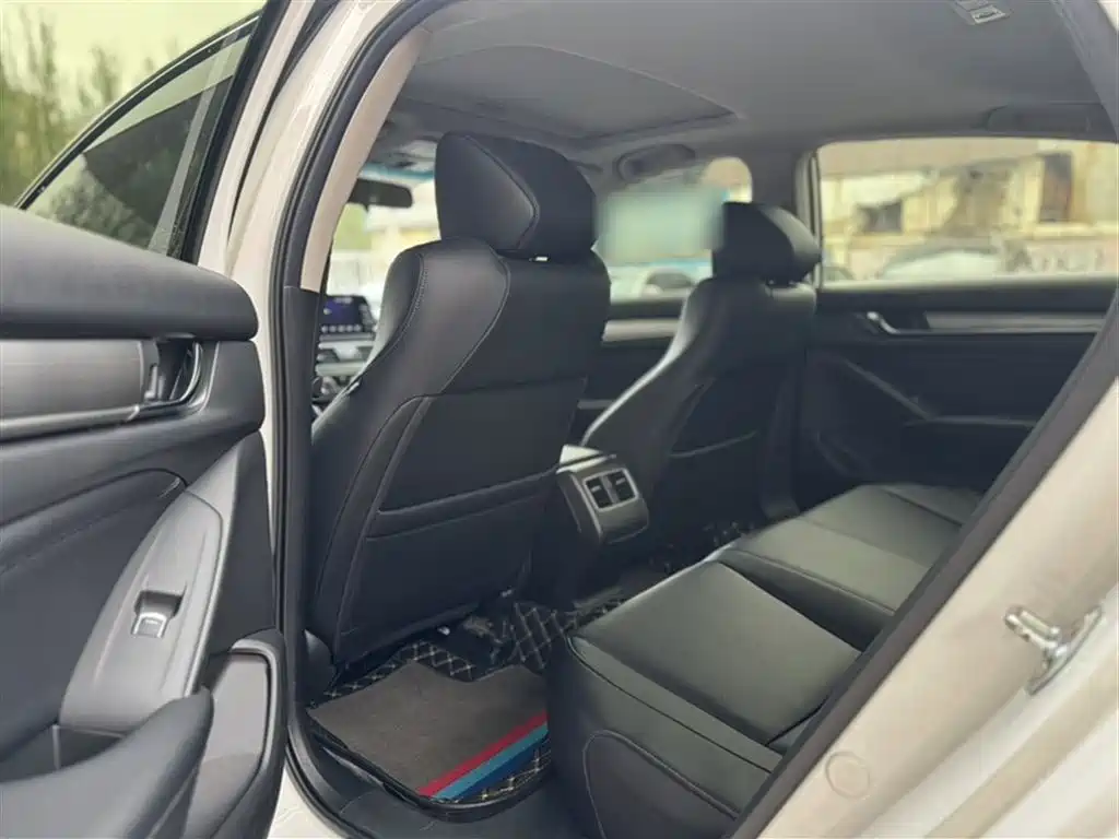 Honda Accord 2021 — фото 15
