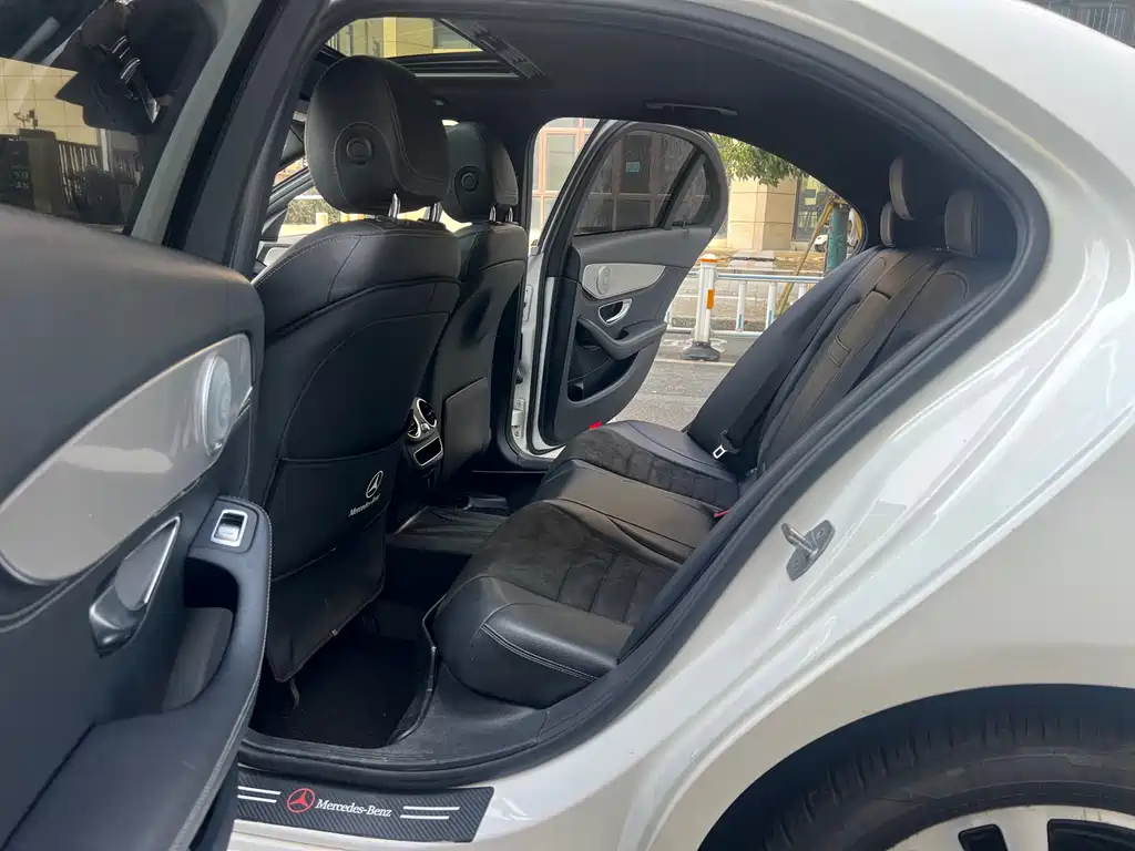 Mercedes-Benz C-Class 2019 — фото 14