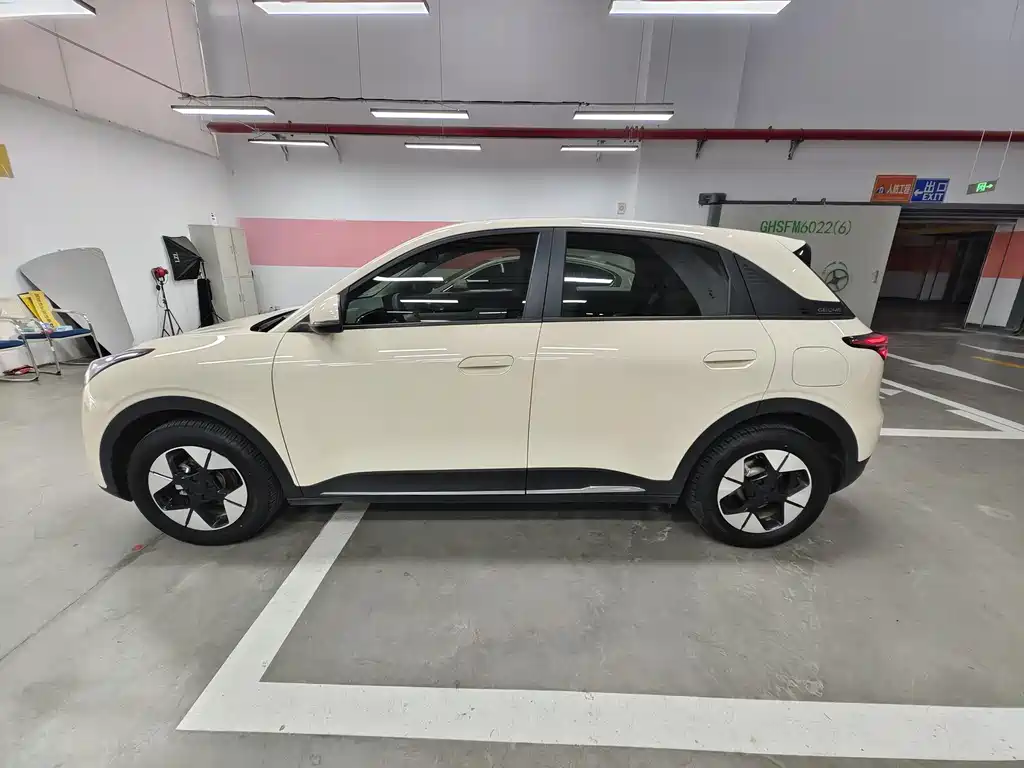 Geely Galaxy Starwish 2024 — фото 2