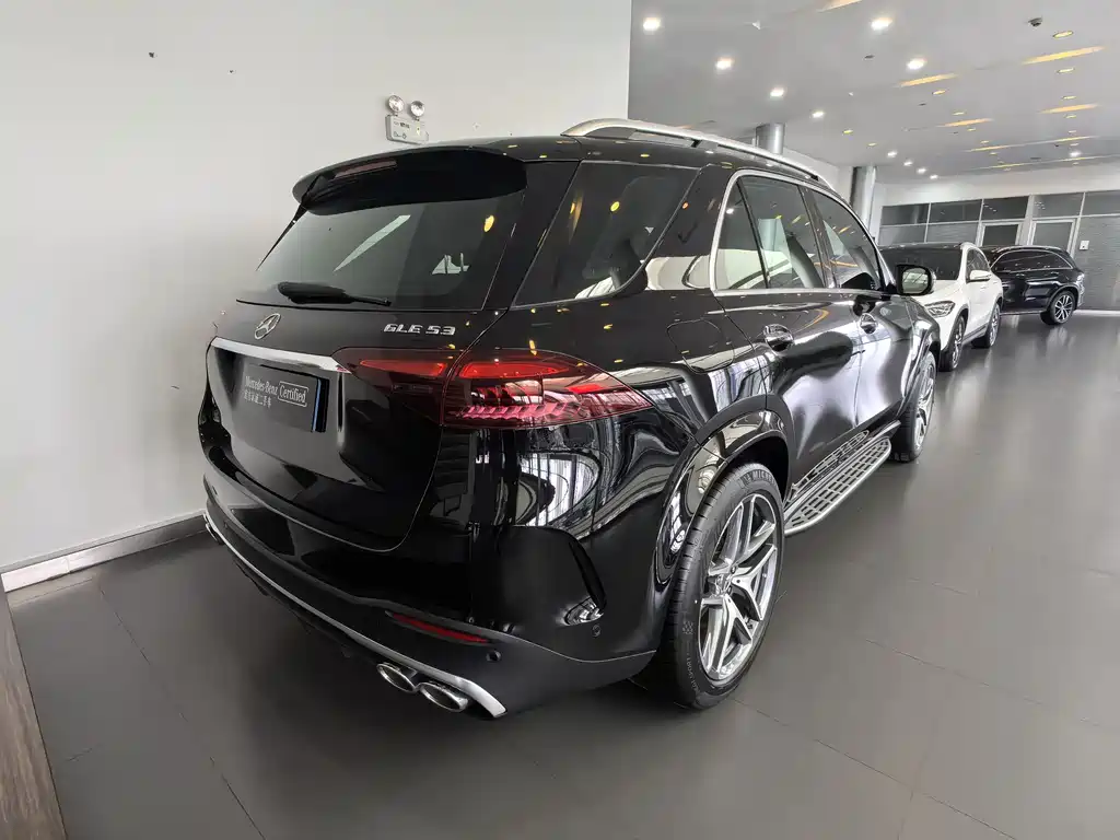 Mercedes-Benz GLE AMG 2025 — фото 9