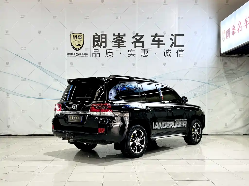 Toyota Land Cruiser 2019 — фото 4