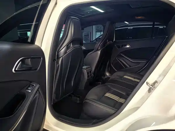 Mercedes-Benz GLA 2018