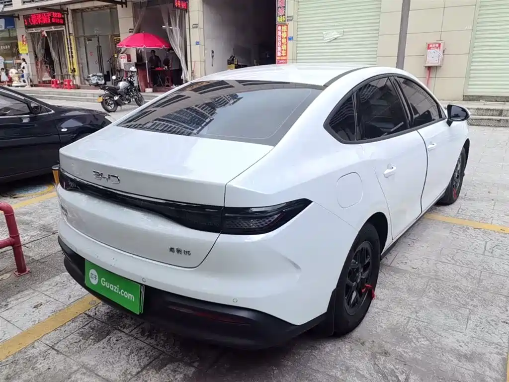 BYD Seal 05 DM-i 2025 — фото 7