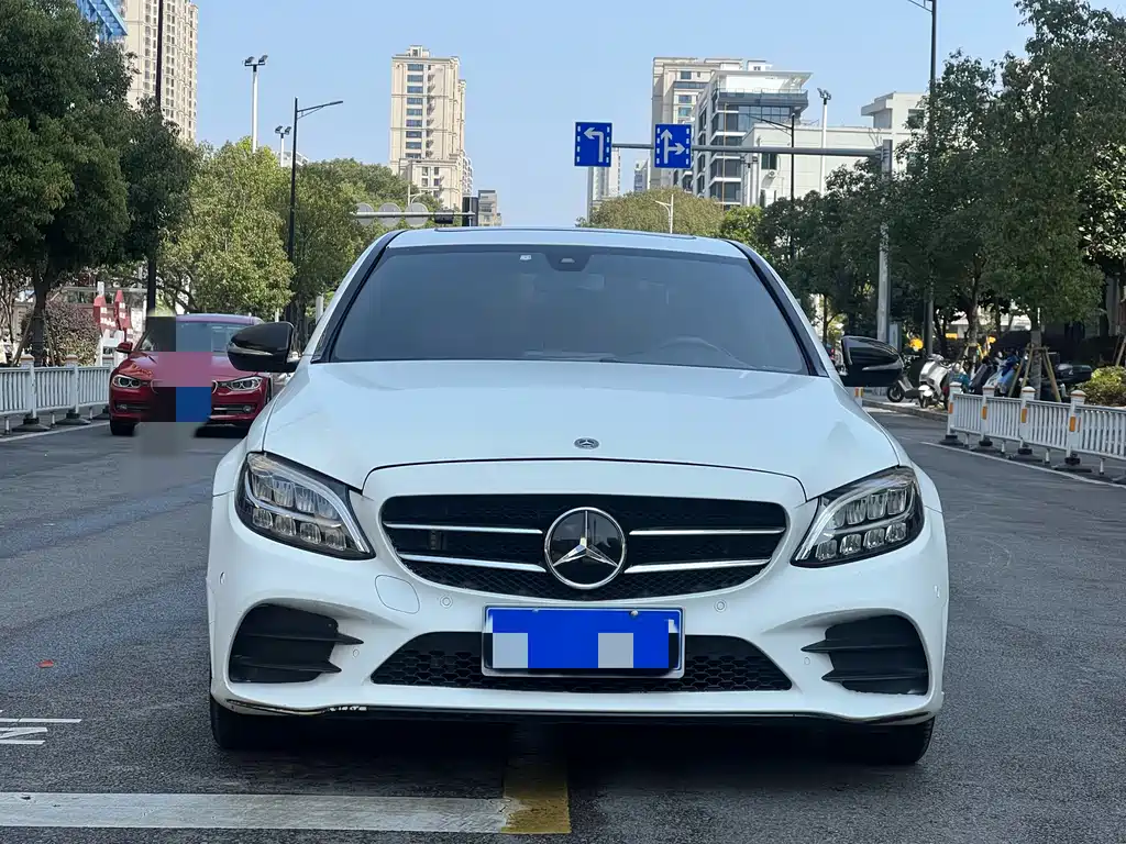 Mercedes-Benz C-Class 2019
