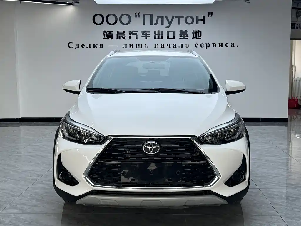 Toyota Yaris L 2022