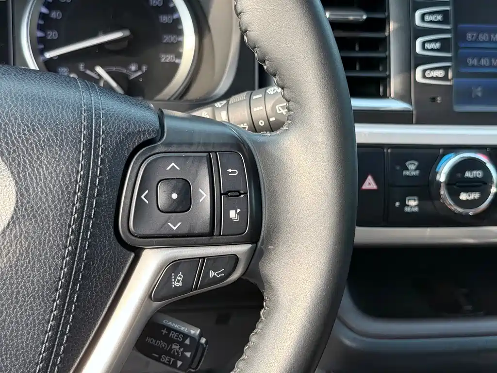 Toyota Highlander 2019 — фото 17