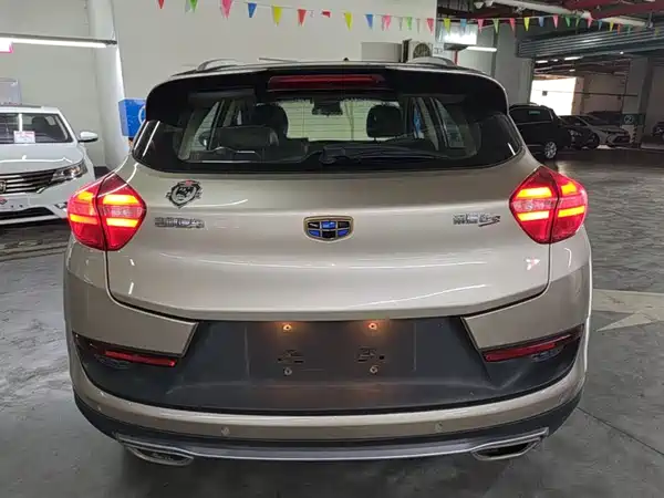 Geely Emgrand GS 2017