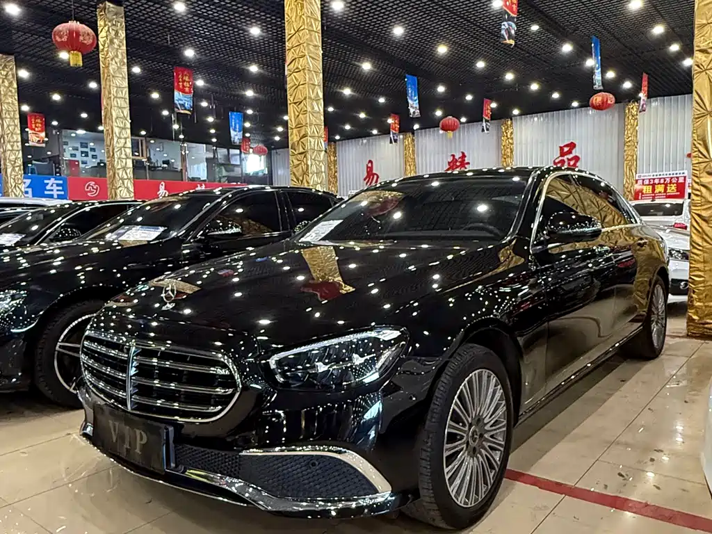 Mercedes-Benz E-Class 2022 — фото 1