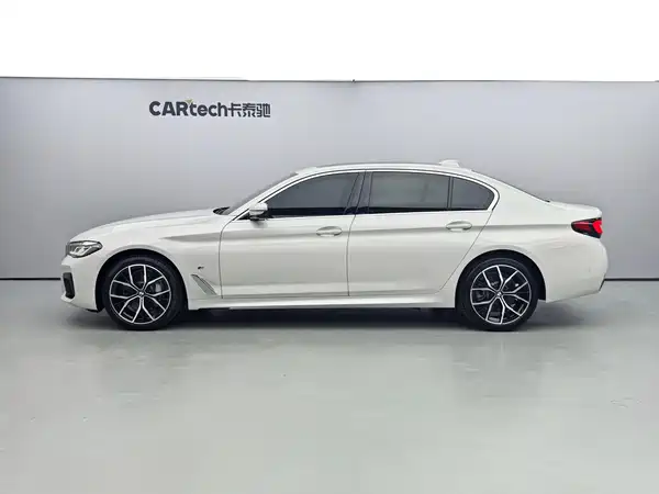 BMW 5 Series 2022