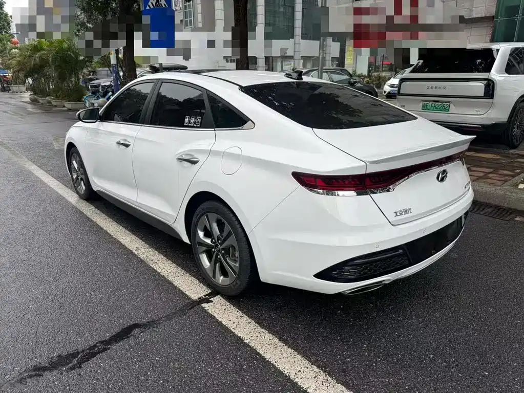 Hyundai Festa 2019 — фото 15