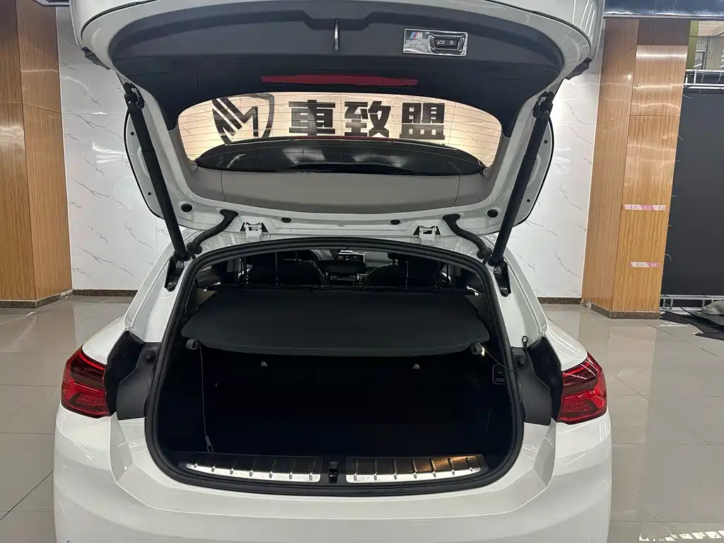 BMW X2 2019 — фото 14