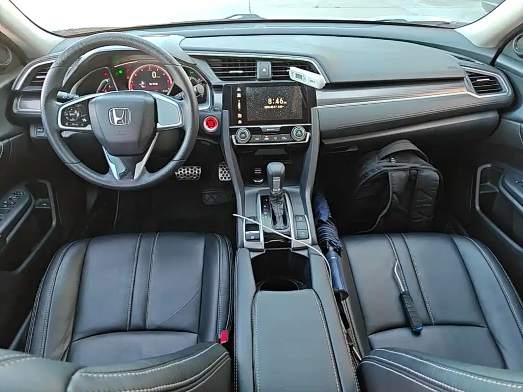Honda Civic 2020 — фото 10