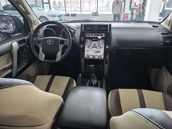 Toyota Prado 2010