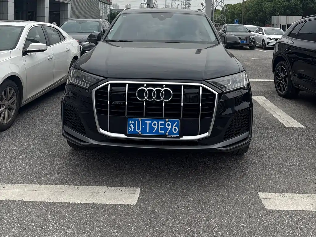 Audi Q7 2021 — фото 2
