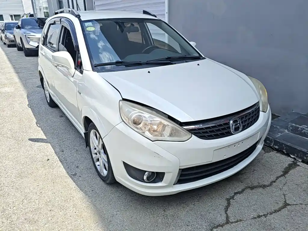 Suzuki Liana A6 2015 — фото 4