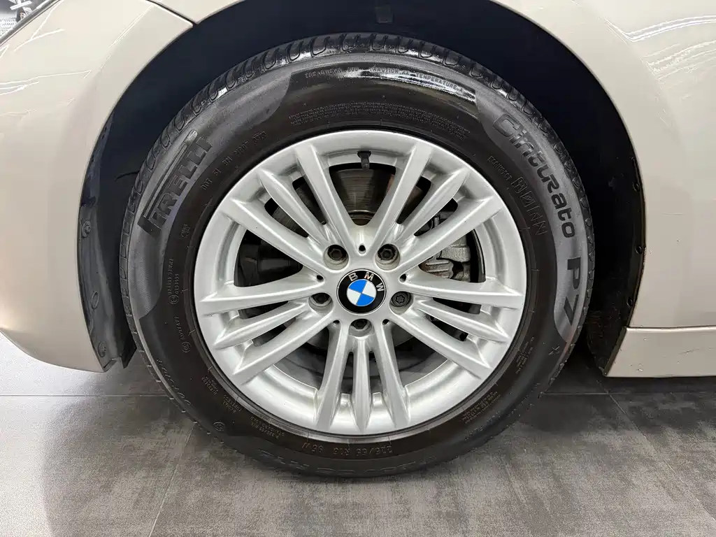 BMW 3 Series 2014 — фото 13