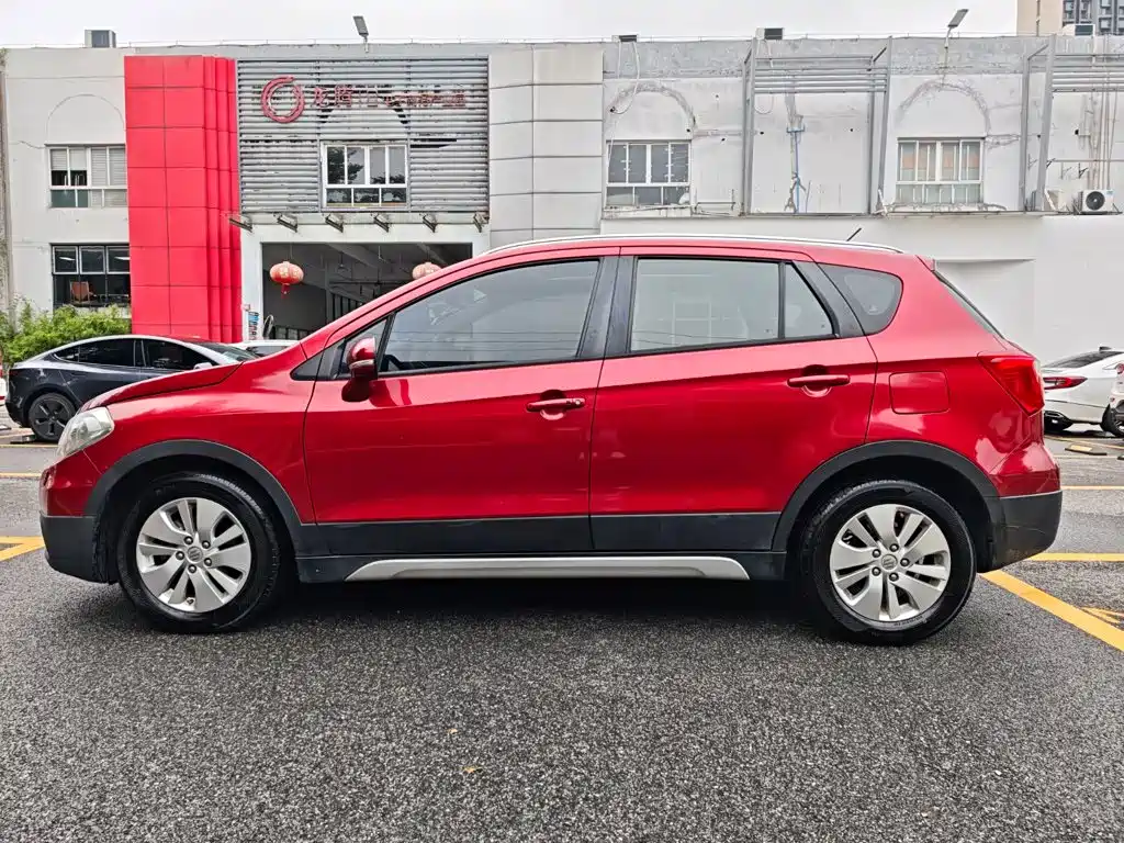 Suzuki S-Cross 2015 — фото 8