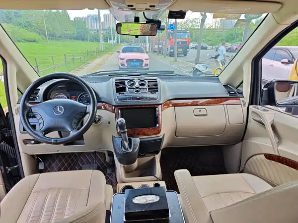 Mercedes-Benz Viano 2014