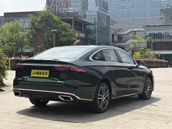 Geely Emgrand 2025