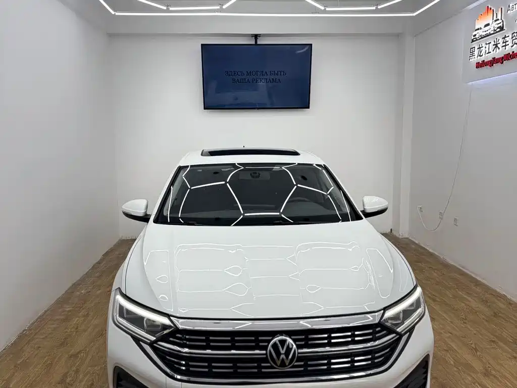 Volkswagen Sagitar 2022