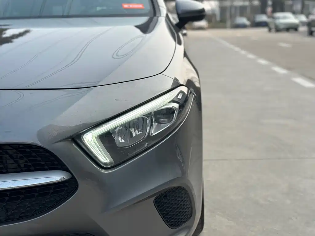 Mercedes-Benz A-Class 2023 — фото 4