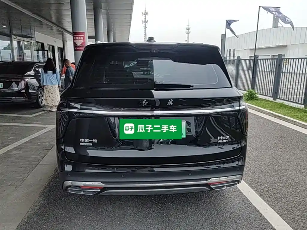 Hongqi HS7 PHEV 2024 — фото 10