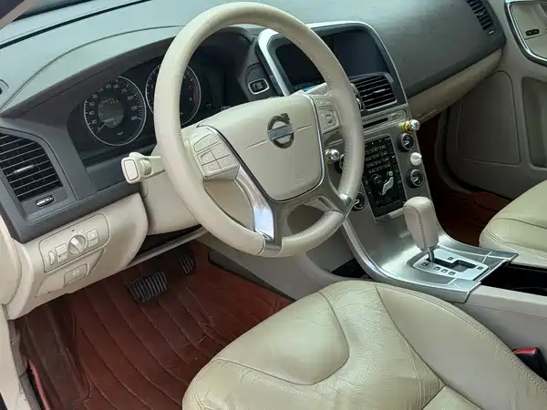 Volvo XC60 2012