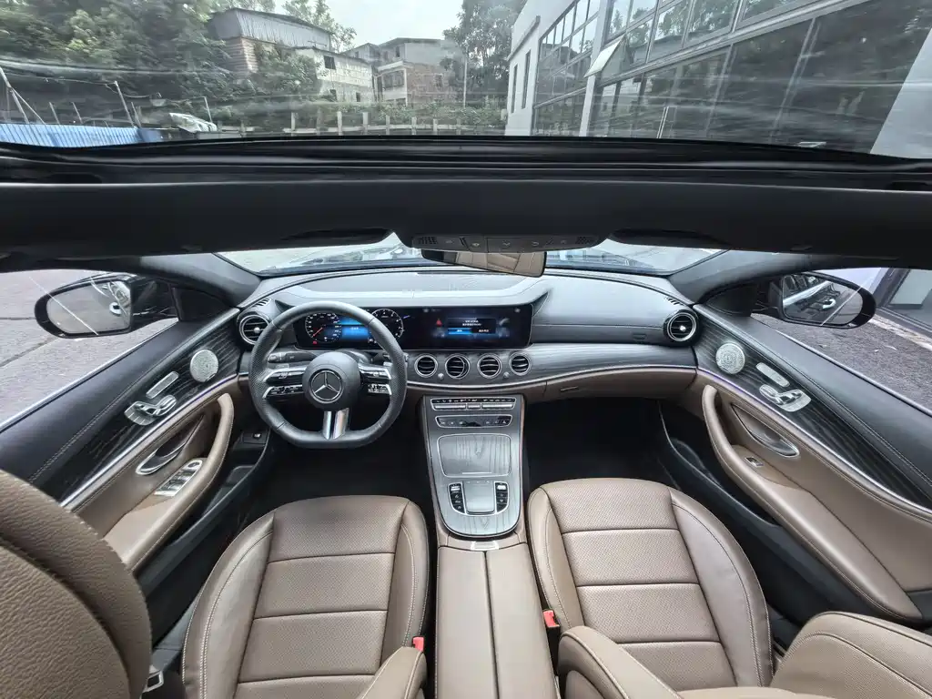 Mercedes-Benz E-Class 2022