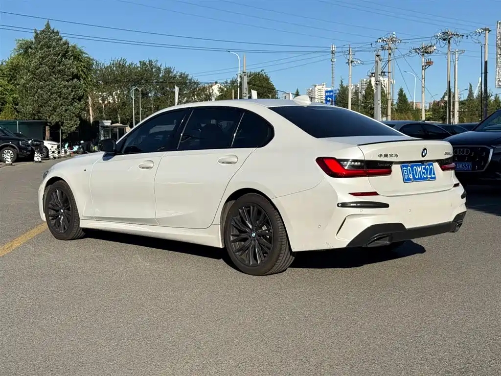 BMW 3 Series 2019 — фото 3
