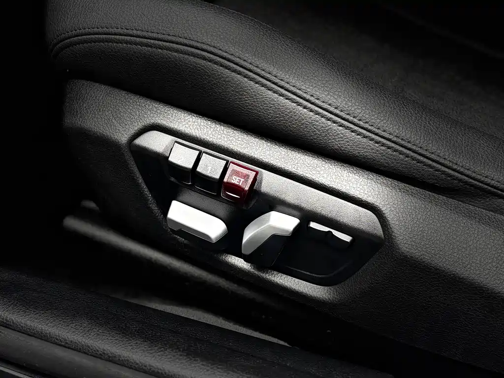 BMW 3 Series 2017 — фото 15