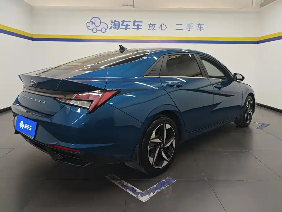 Hyundai Elantra 2020