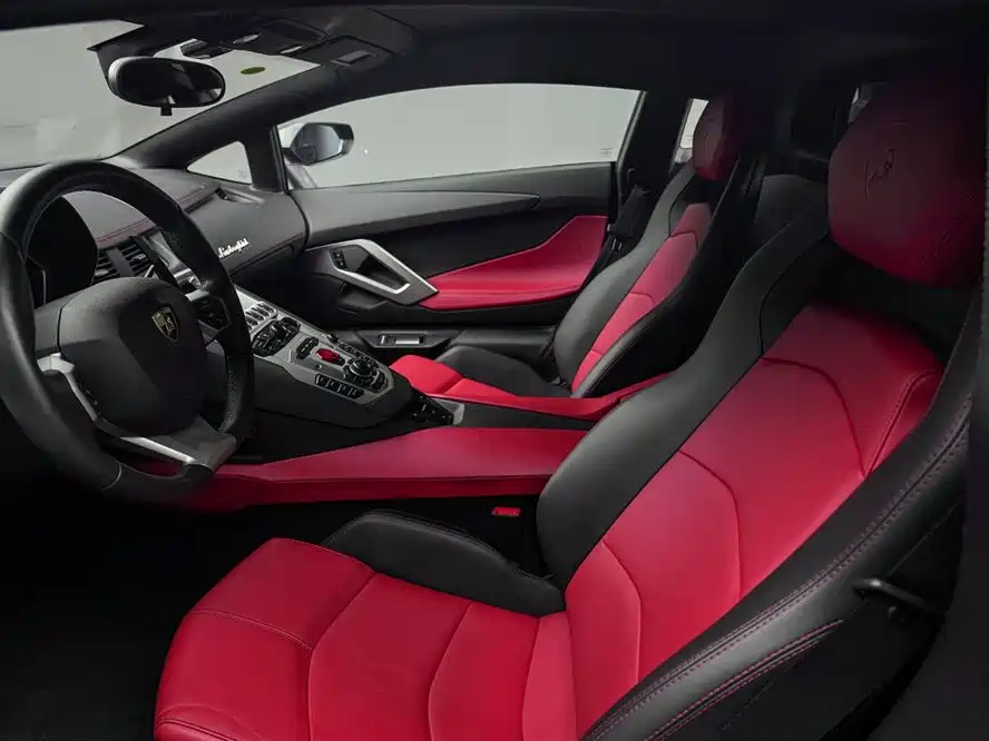 Lamborghini Aventador 2016 — фото 15